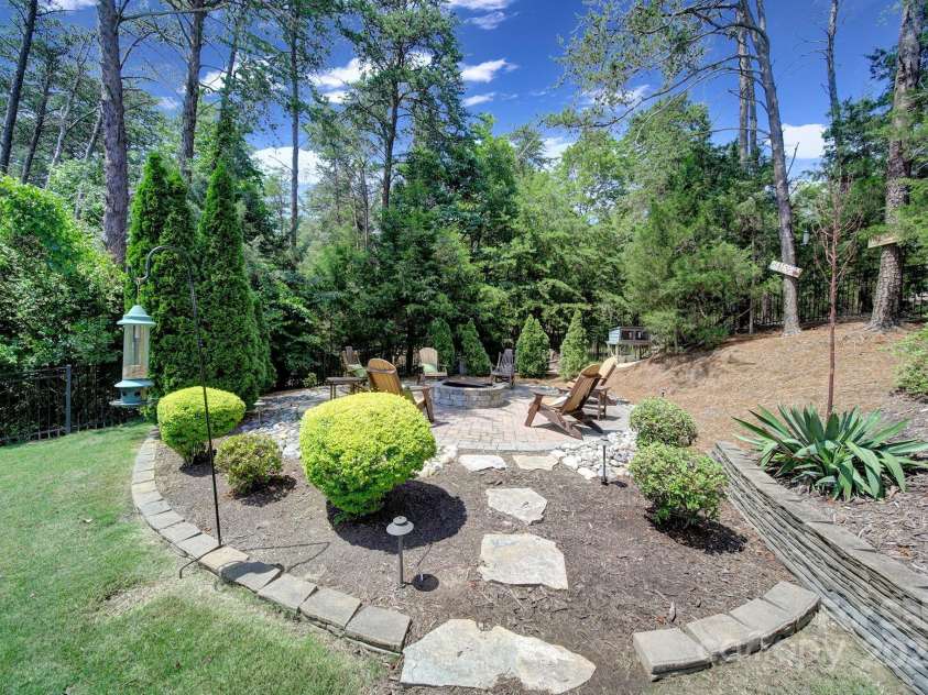 510 Placid Court, Tega Cay, SC 29708.  MLS# CAR4270194, YatesRealty ID 21544. 