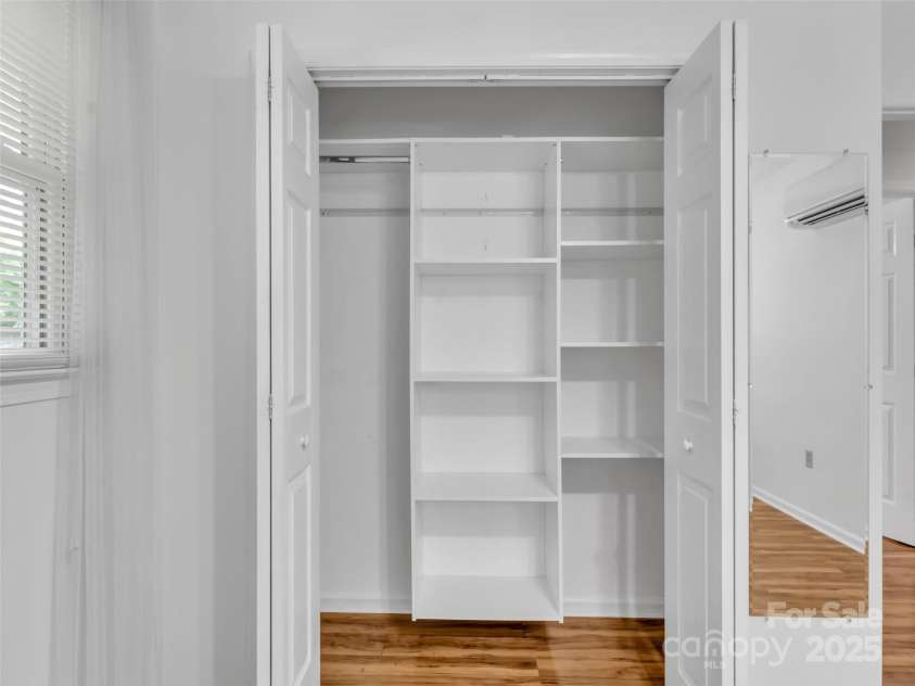 110 Stoney Brook Drive, Clyde, NC 28721.  MLS# CAR4268277, YatesRealty ID 21547. 