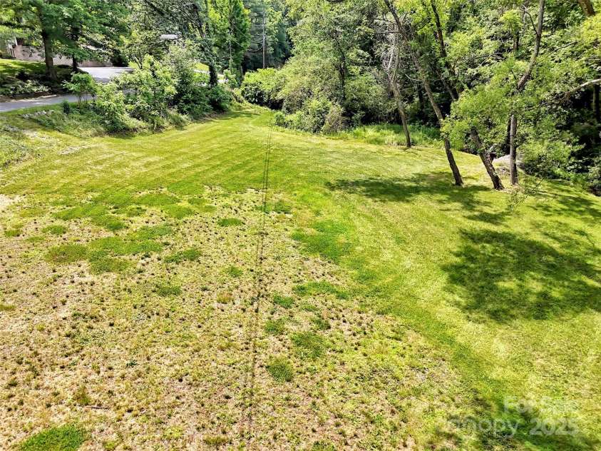 110 Stoney Brook Drive, Clyde, NC 28721.  MLS# CAR4268277, YatesRealty ID 21547. 