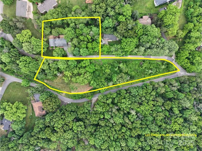 110 Stoney Brook Drive, Clyde, NC 28721.  MLS# CAR4268277, YatesRealty ID 21547. 