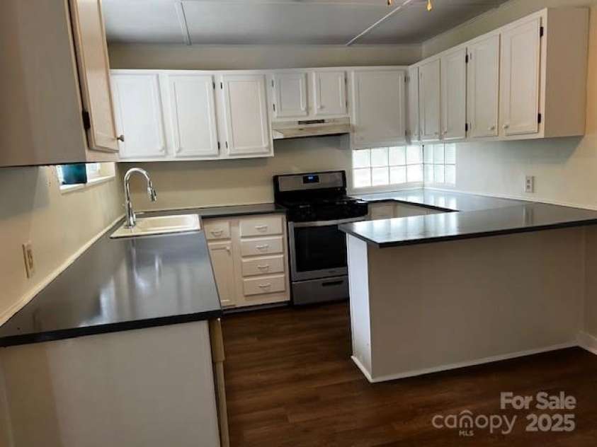 158 Allen Drive, Fletcher, NC 28732.  MLS# CAR4185254, YatesRealty ID 21548. 