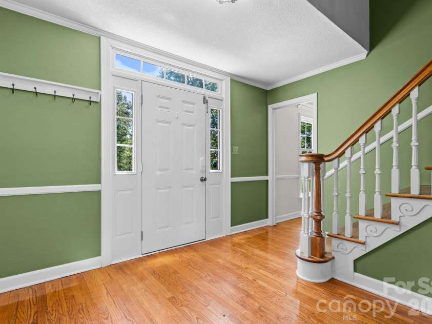 3132 Stoney Brook Drive, Lenoir, NC 28645.  MLS# CAR4403414, YatesRealty ID 21548. 