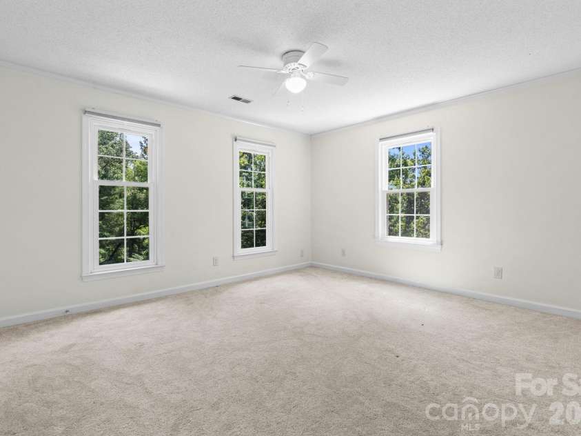 3132 Stoney Brook Drive, Lenoir, NC 28645.  MLS# CAR4403414, YatesRealty ID 21548. 
