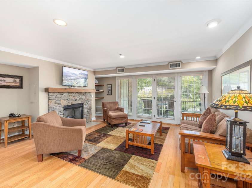 114 Bowling Park Road, Asheville, NC 28803.  MLS# CAR4302722, YatesRealty ID 2155. 