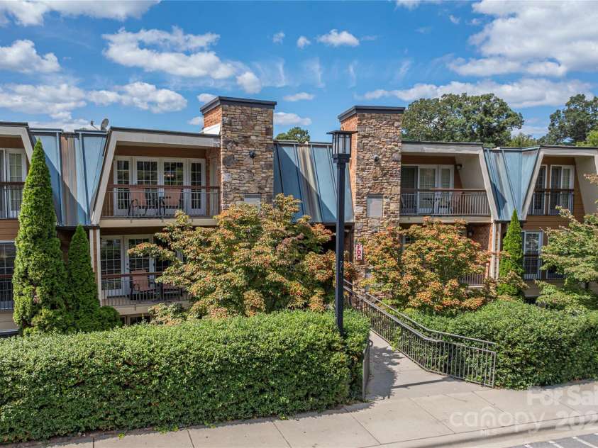 114 Bowling Park Road, Asheville, NC 28803.  MLS# CAR4302722, YatesRealty ID 2155. 