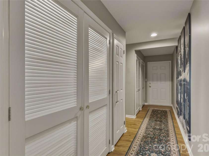 5970 Blowing Rock Boulevard, Lenoir, NC 28645.  MLS# CAR4366274, YatesRealty ID 21551. 