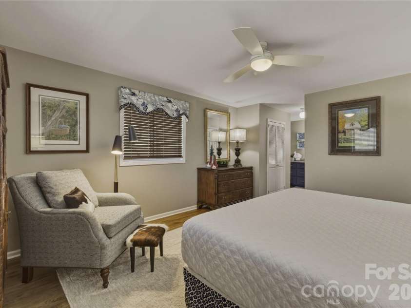5970 Blowing Rock Boulevard, Lenoir, NC 28645.  MLS# CAR4366274, YatesRealty ID 21551. 