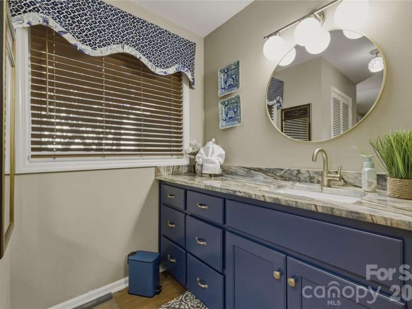 5970 Blowing Rock Boulevard, Lenoir, NC 28645.  MLS# CAR4366274, YatesRealty ID 21551. 