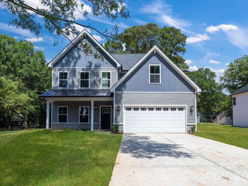 201 Henderson Circle, Harrisburg, NC 28075.  MLS# CAR4284809, YatesRealty ID 21553. 