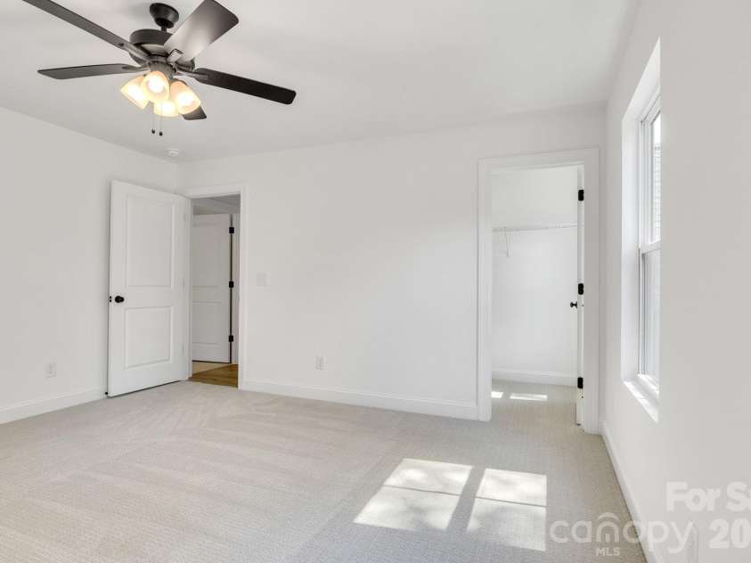 201 Henderson Circle, Harrisburg, NC 28075.  MLS# CAR4284809, YatesRealty ID 21553. 