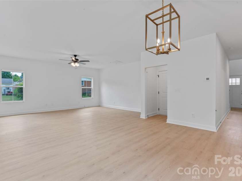 802 Patricia Avenue, Harrisburg, NC 28075.  MLS# CAR4285646, YatesRealty ID 21554. 