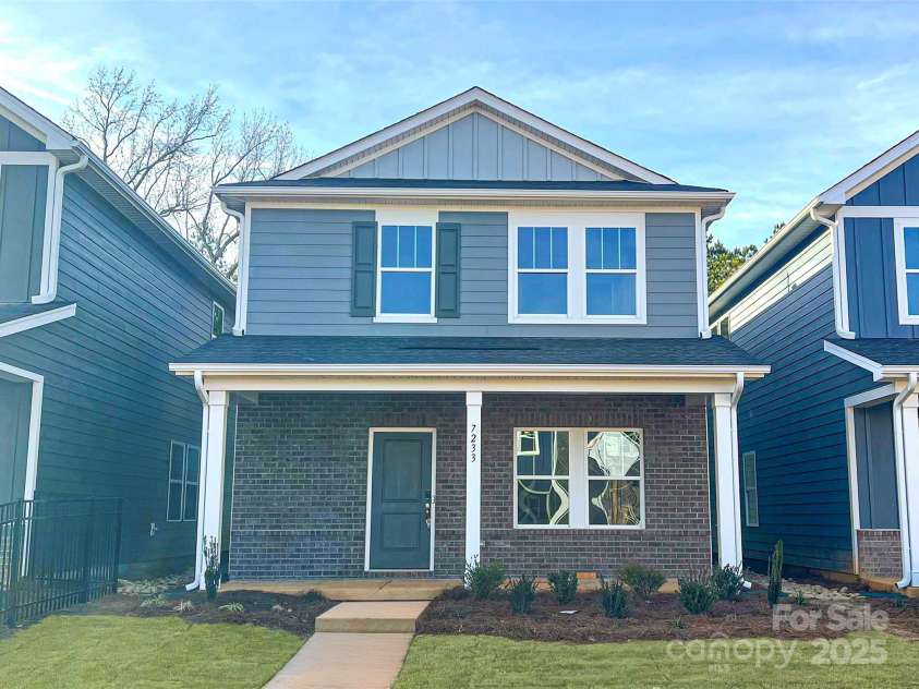 7233 Yardley Street, Gastonia, NC 28056.  MLS# CAR4315099, YatesRealty ID 21555. 
