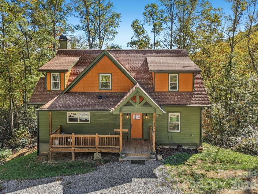 1367 Old Mill Road, Hendersonville, NC 28792.  MLS# CAR4319973, YatesRealty ID 21556. Newer construction