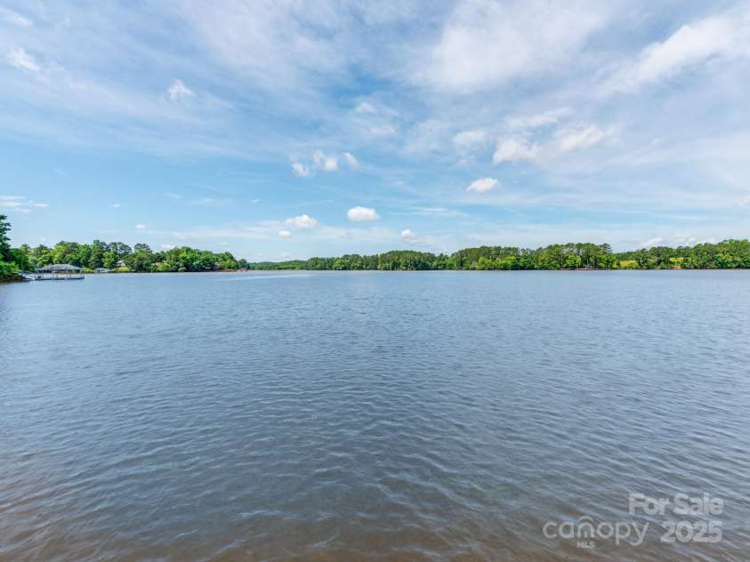 1879 Wateree Road, Winnsboro, SC 29180.  MLS# CAR4219254, YatesRealty ID 21556. 