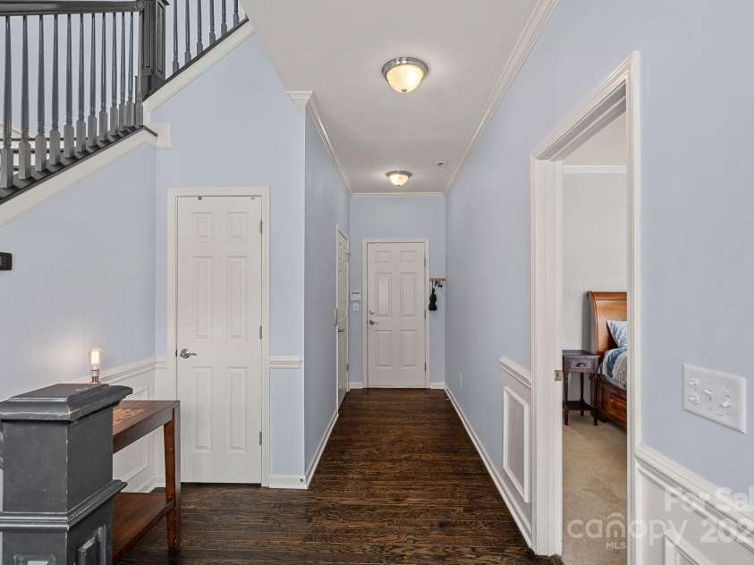 1948 Winpole Lane, Charlotte, NC 28273.  MLS# CAR4250979, YatesRealty ID 21557. 