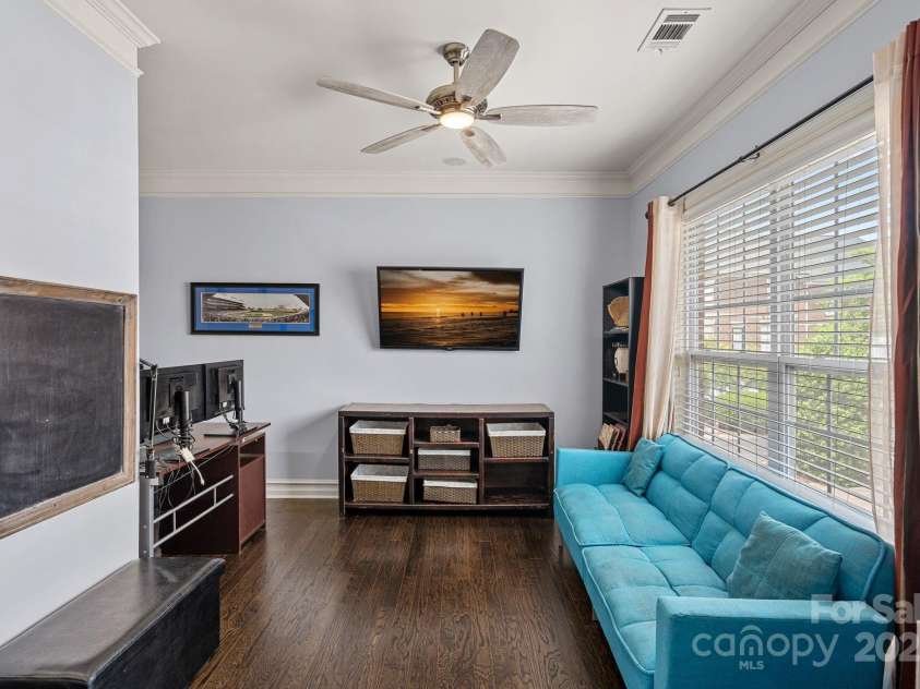 1948 Winpole Lane, Charlotte, NC 28273.  MLS# CAR4250979, YatesRealty ID 21557. 