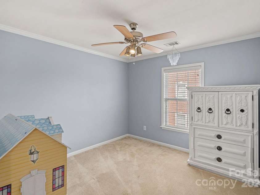 1948 Winpole Lane, Charlotte, NC 28273.  MLS# CAR4250979, YatesRealty ID 21557. 