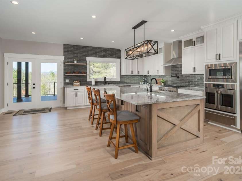 1555 Royal Lane, Lenoir, NC 28645.  MLS# CAR4243068, YatesRealty ID 2156. 