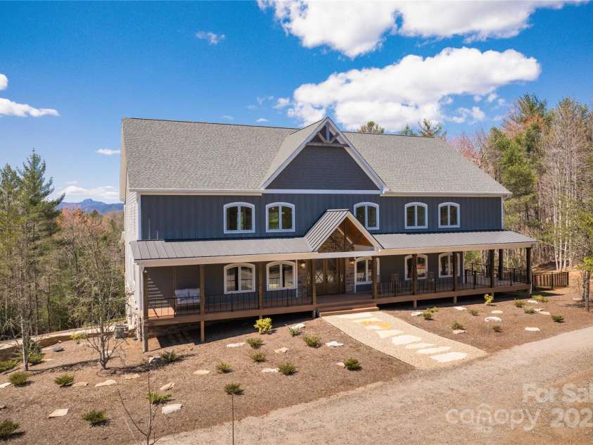 1555 Royal Lane, Lenoir, NC 28645.  MLS# CAR4243068, YatesRealty ID 2156. Hello