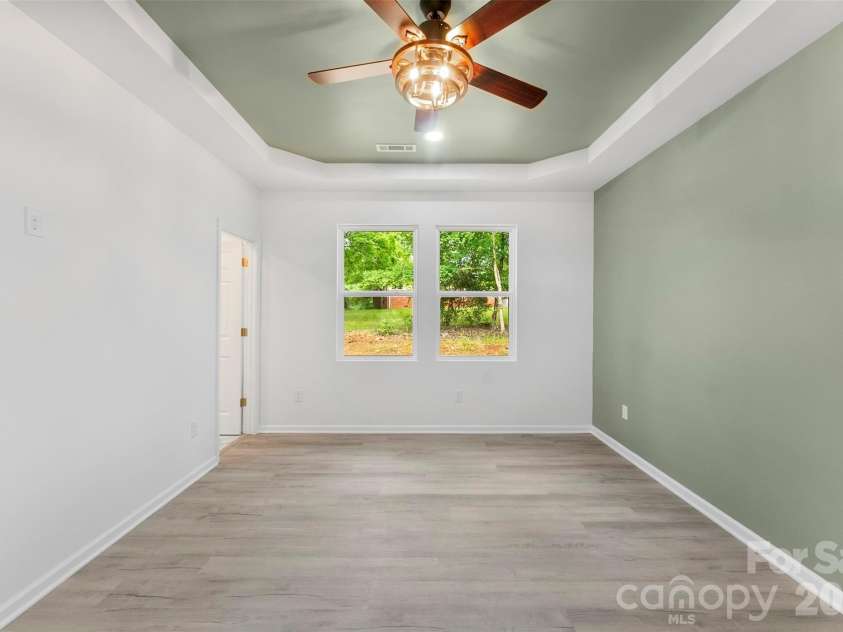 1618 Eaves Road, Shelby, NC 28152.  MLS# CAR4389221, YatesRealty ID 2156. 