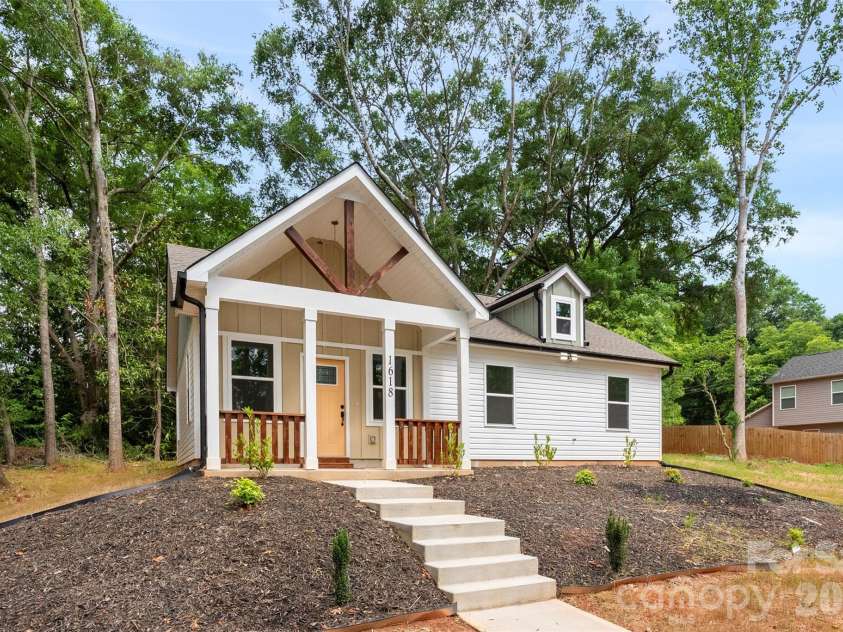 1618 Eaves Road, Shelby, NC 28152.  MLS# CAR4389221, YatesRealty ID 2156. 