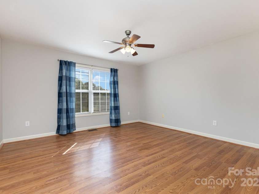 1221 Woodpecker Drive, Clover, SC 29710.  MLS# CAR4256731, YatesRealty ID 21560. 
