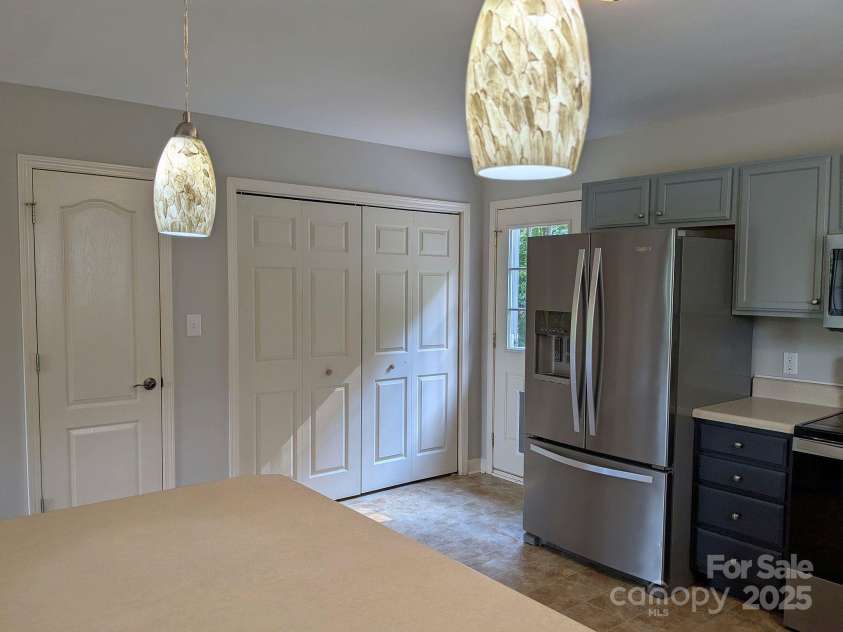 1221 Woodpecker Drive, Clover, SC 29710.  MLS# CAR4299882, YatesRealty ID 21560. 