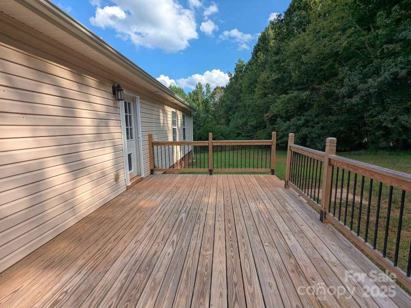 1221 Woodpecker Drive, Clover, SC 29710.  MLS# CAR4299882, YatesRealty ID 21560. 