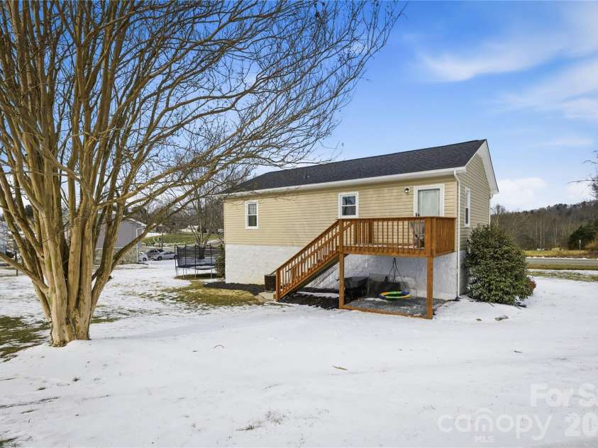 3375 Clarks Chapel Road, Lenoir, NC 28645.  MLS# CAR4336696, YatesRealty ID 21560. 