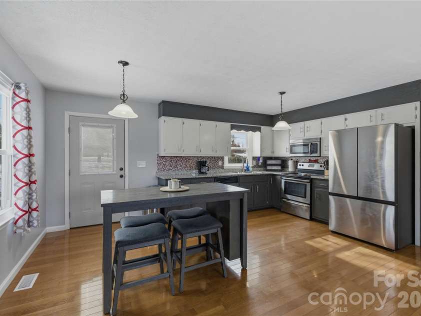 3375 Clarks Chapel Road, Lenoir, NC 28645.  MLS# CAR4336696, YatesRealty ID 21560. 