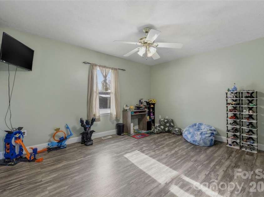 3375 Clarks Chapel Road, Lenoir, NC 28645.  MLS# CAR4336696, YatesRealty ID 21560. 
