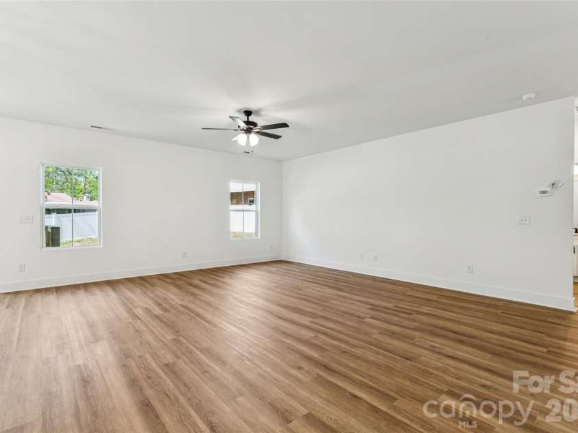 321 Henderson Circle, Harrisburg, NC 28075.  MLS# CAR4366750, YatesRealty ID 21564. 
