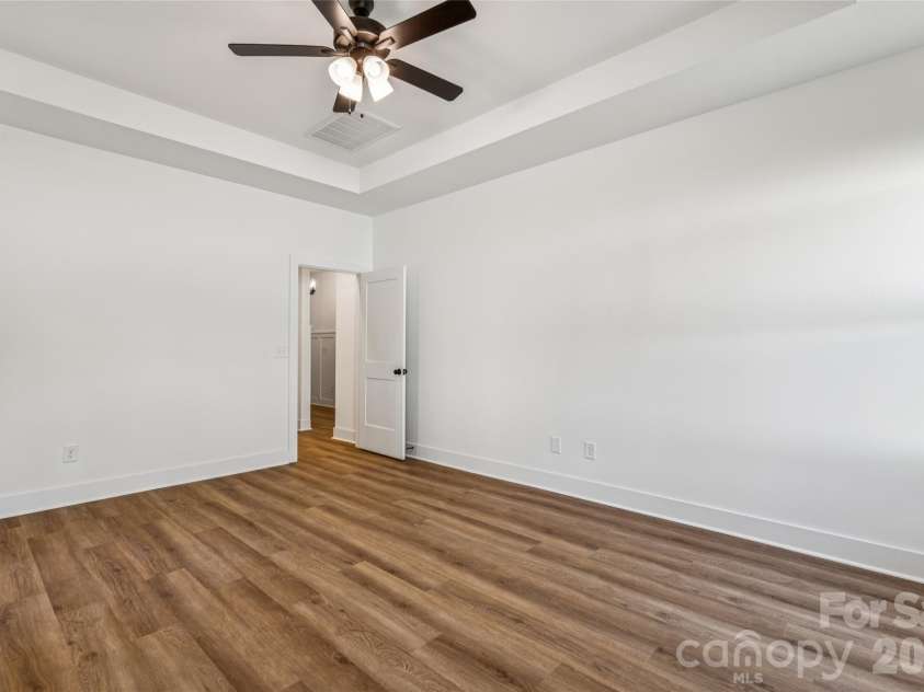 321 Henderson Circle, Harrisburg, NC 28075.  MLS# CAR4366750, YatesRealty ID 21564. 