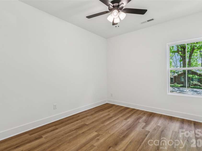 321 Henderson Circle, Harrisburg, NC 28075.  MLS# CAR4366750, YatesRealty ID 21564. 