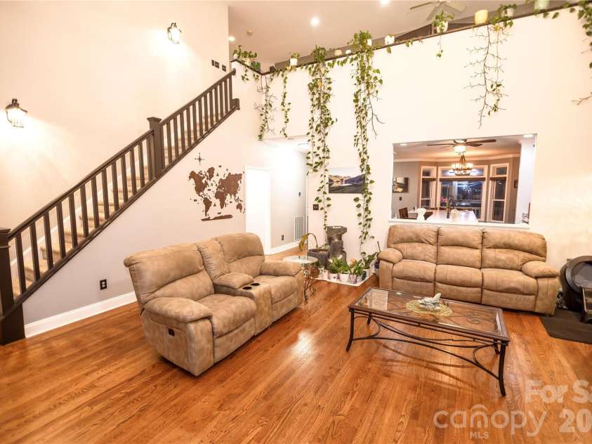 5 Gemini Heights, Weaverville, NC 28787.  MLS# CAR4341848, YatesRealty ID 21565. Loivingroom looking toward kitchen