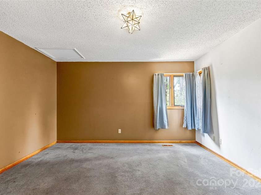 1 Mistic Cove, Fletcher, NC 28732.  MLS# CAR4254040, YatesRealty ID 21566. 