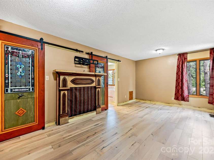 1 Mistic Cove, Fletcher, NC 28732.  MLS# CAR4254040, YatesRealty ID 21566. 