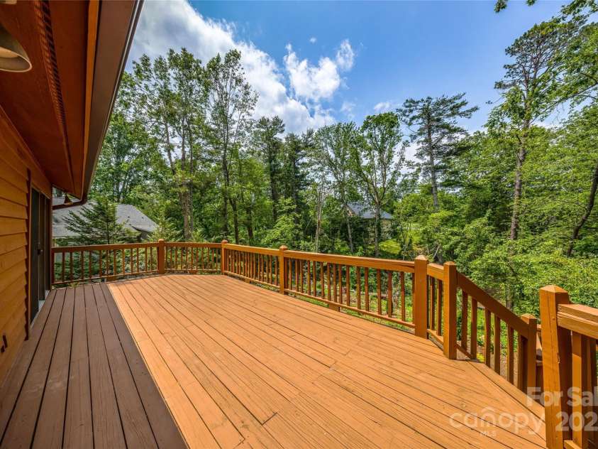 1 Mistic Cove, Fletcher, NC 28732.  MLS# CAR4254040, YatesRealty ID 21566. 