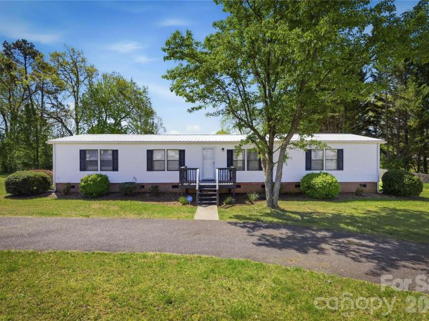4859 Thistle Court, Granite Falls, NC 28630.  MLS# CAR4364158, YatesRealty ID 21568. 