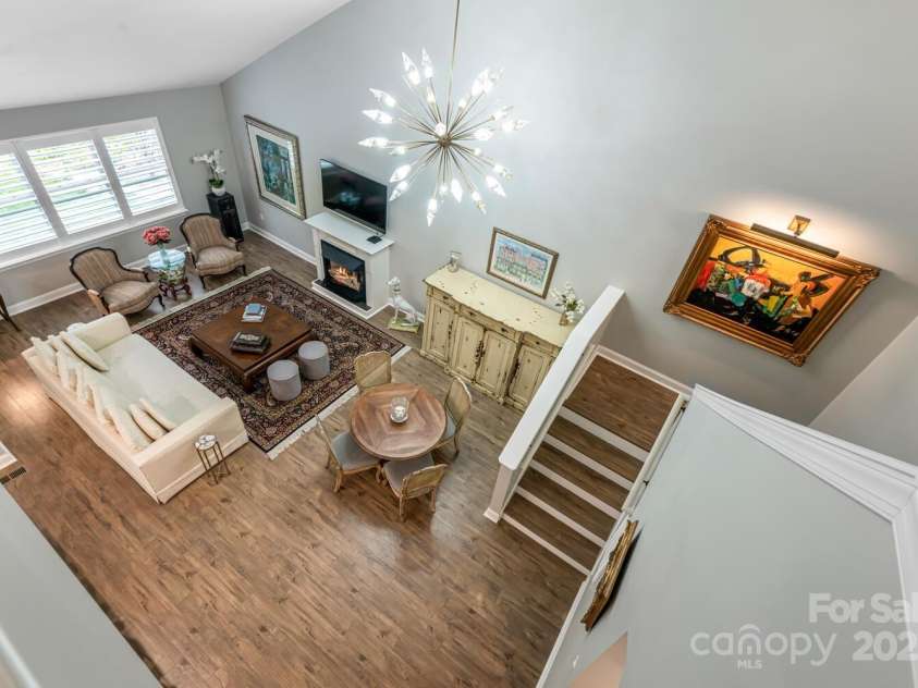 176 B Wash Creek Drive, Hendersonville, NC 28739.  MLS# CAR4269530, YatesRealty ID 21569. 