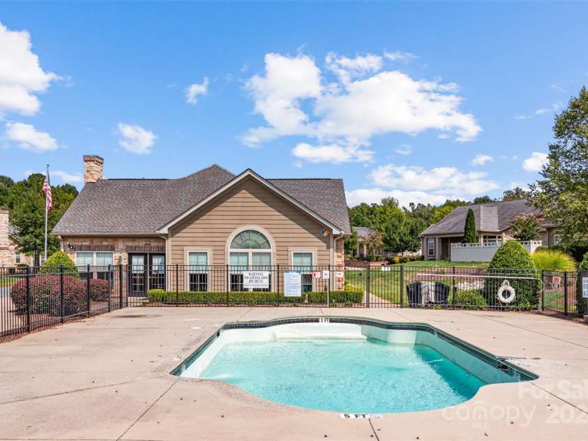 4759 Polo Gate Boulevard, Charlotte, NC 28216.  MLS# CAR4181175, YatesRealty ID 2157. Community pool
