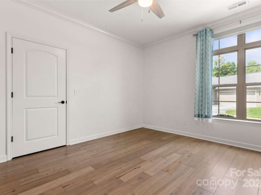 4759 Polo Gate Boulevard, Charlotte, NC 28216.  MLS# CAR4181175, YatesRealty ID 2157. Secondary bedroom