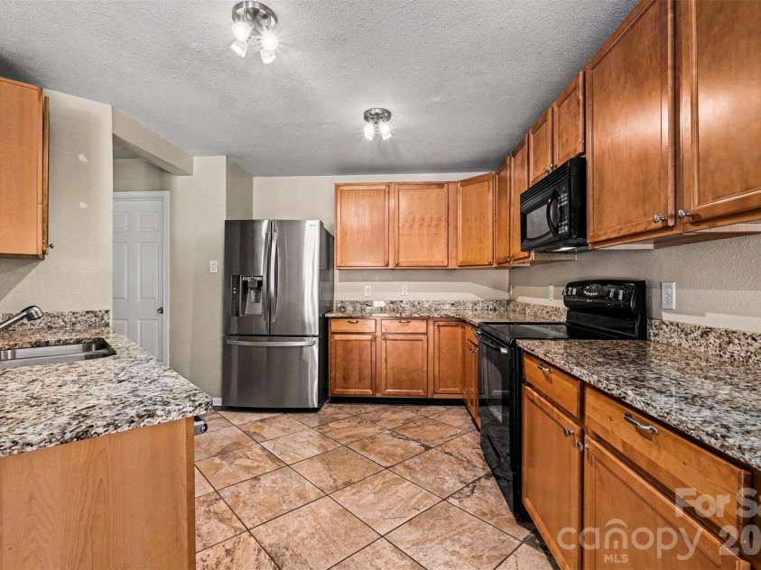 5671 Hammermill Drive, Harrisburg, NC 28075.  MLS# CAR4366194, YatesRealty ID 21571. 