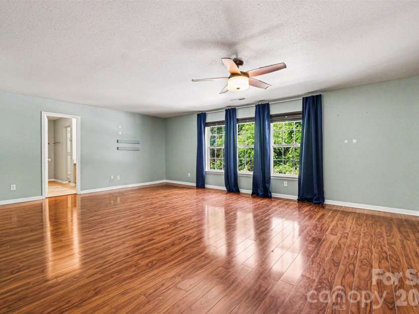 5671 Hammermill Drive, Harrisburg, NC 28075.  MLS# CAR4366194, YatesRealty ID 21571. 