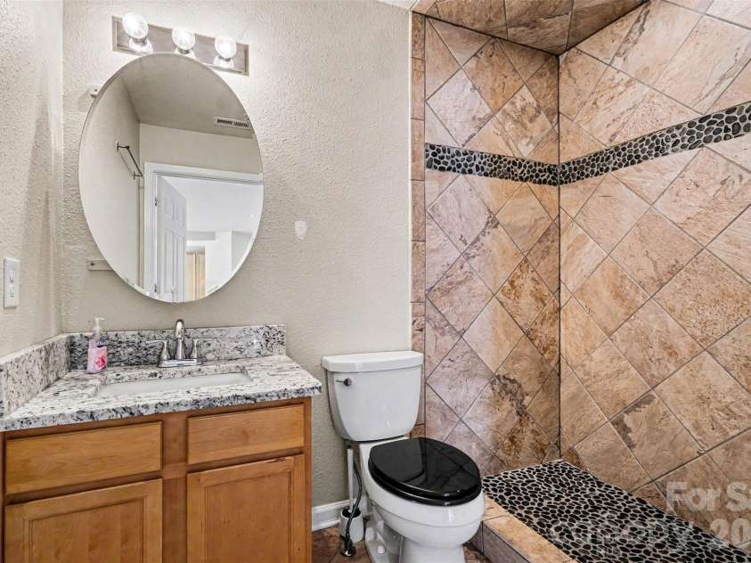 5671 Hammermill Drive, Harrisburg, NC 28075.  MLS# CAR4366194, YatesRealty ID 21571. 