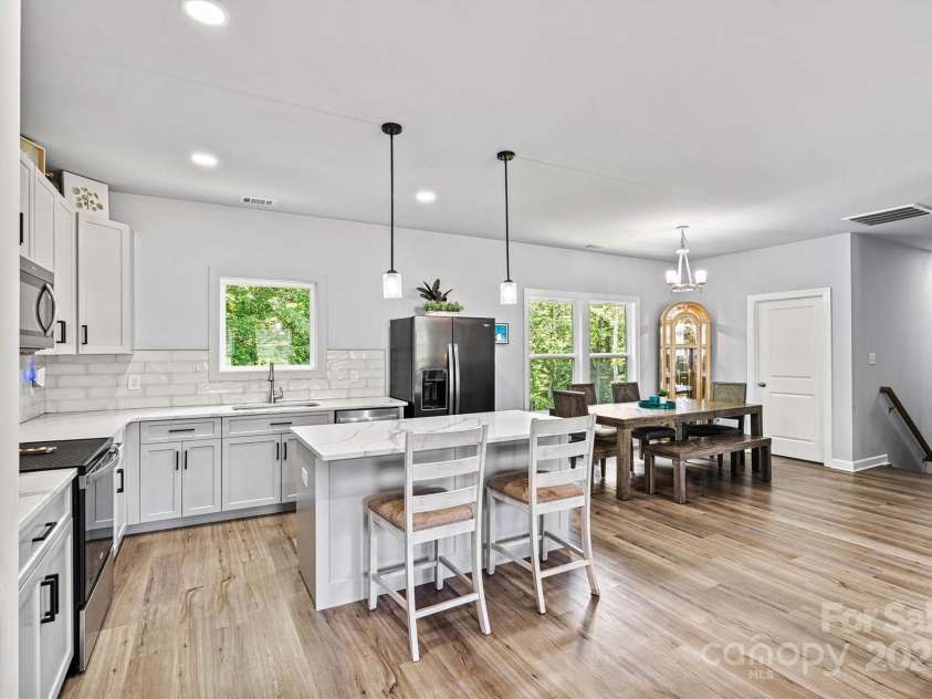 237 Mariposa Road, Stanley, NC 28164.  MLS# CAR4272727, YatesRealty ID 21573. 