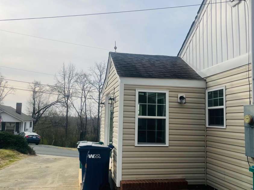 640 MCKEE Street, Albemarle, NC 28001.  MLS# CAR4212875, YatesRealty ID 21575. 