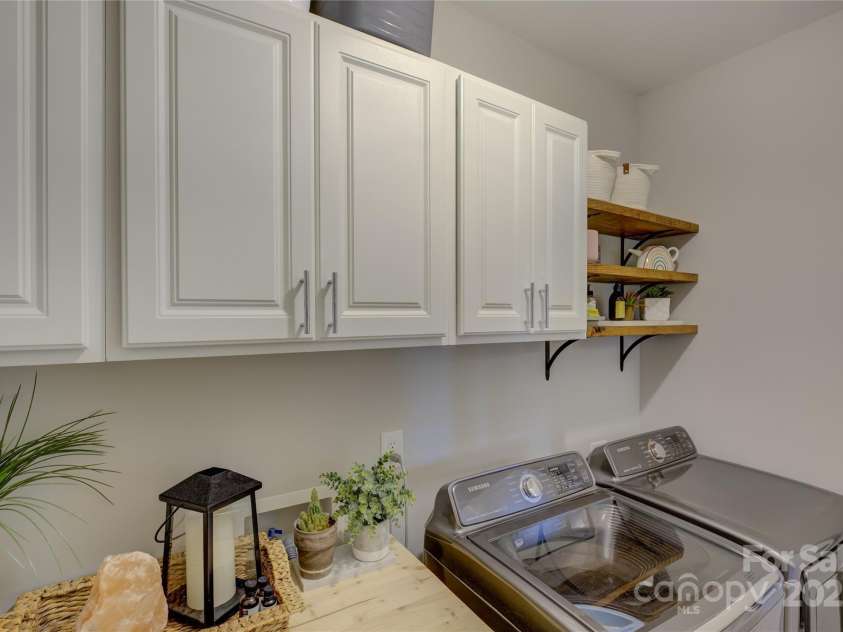 17537 Caddy Court, Charlotte, NC 28278.  MLS# CAR4271685, YatesRealty ID 21576. 