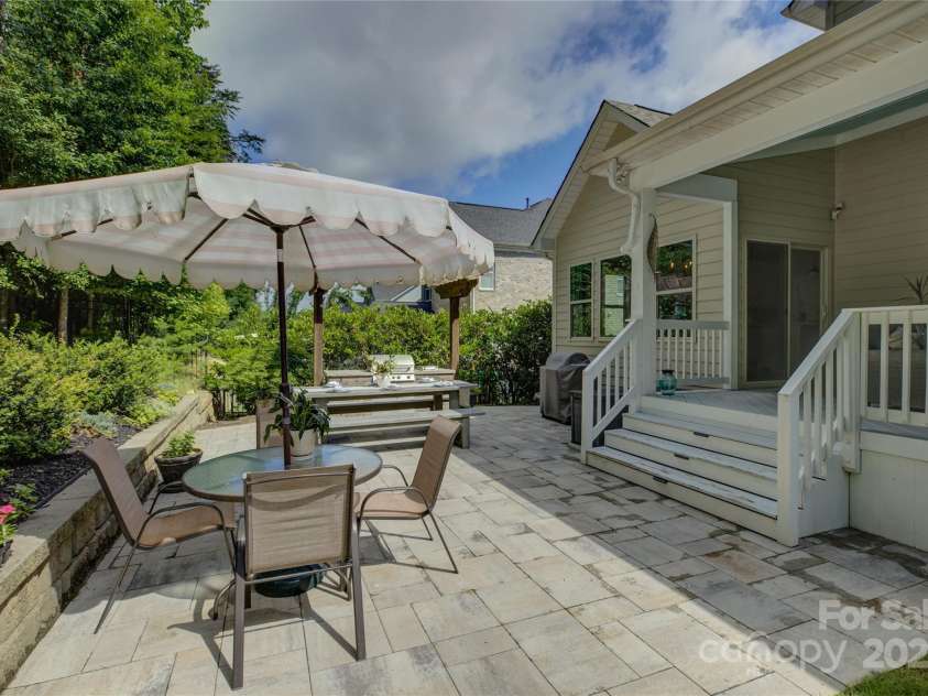 17537 Caddy Court, Charlotte, NC 28278.  MLS# CAR4271685, YatesRealty ID 21576. 