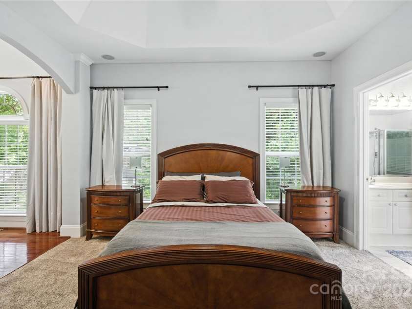 4605 Sarandon Court, Charlotte, NC 28215.  MLS# CAR4270506, YatesRealty ID 21577. Primary Bedroom